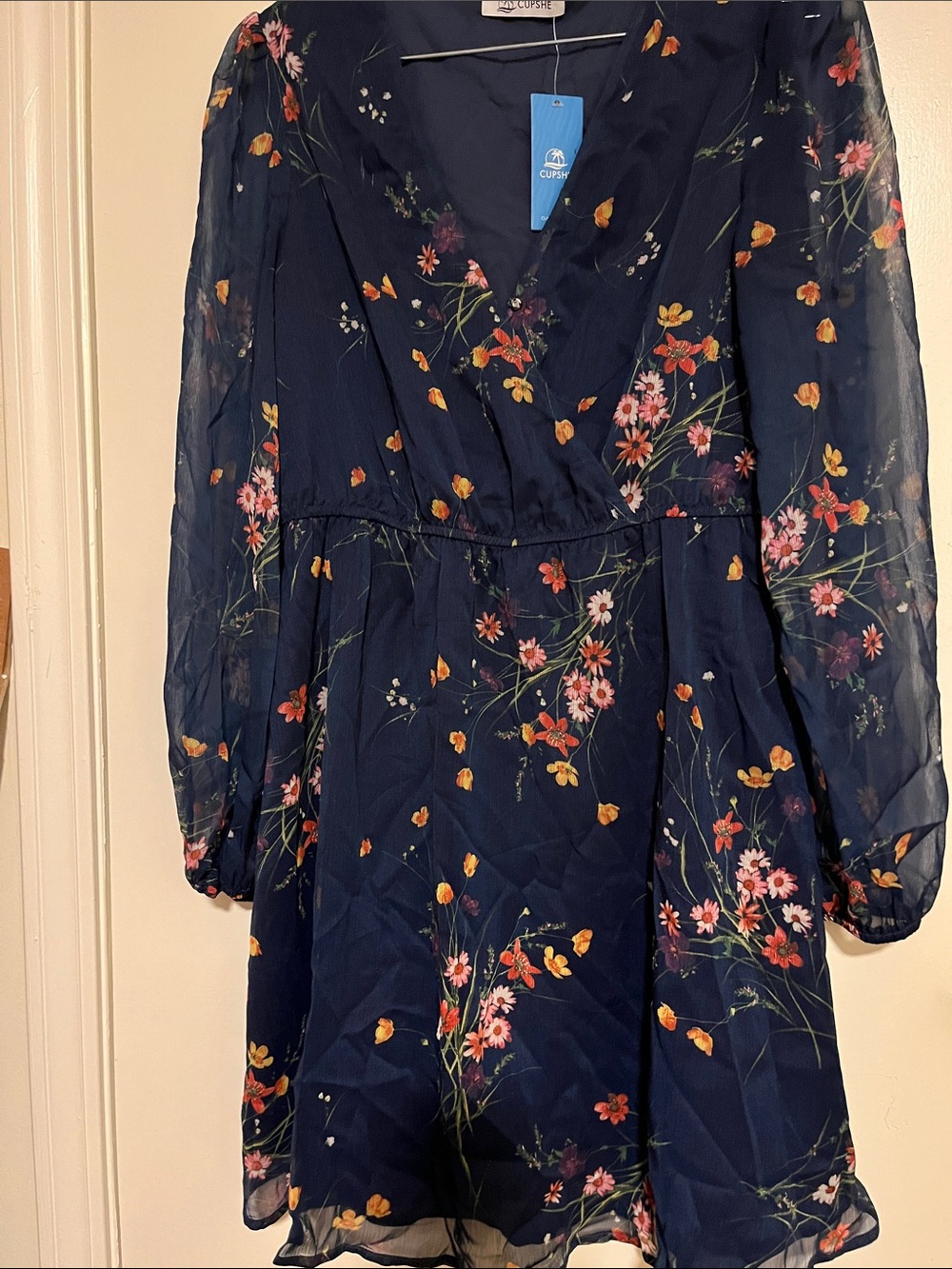 Cupshe Navy Floral V-Neck Chiffon Mini Dress